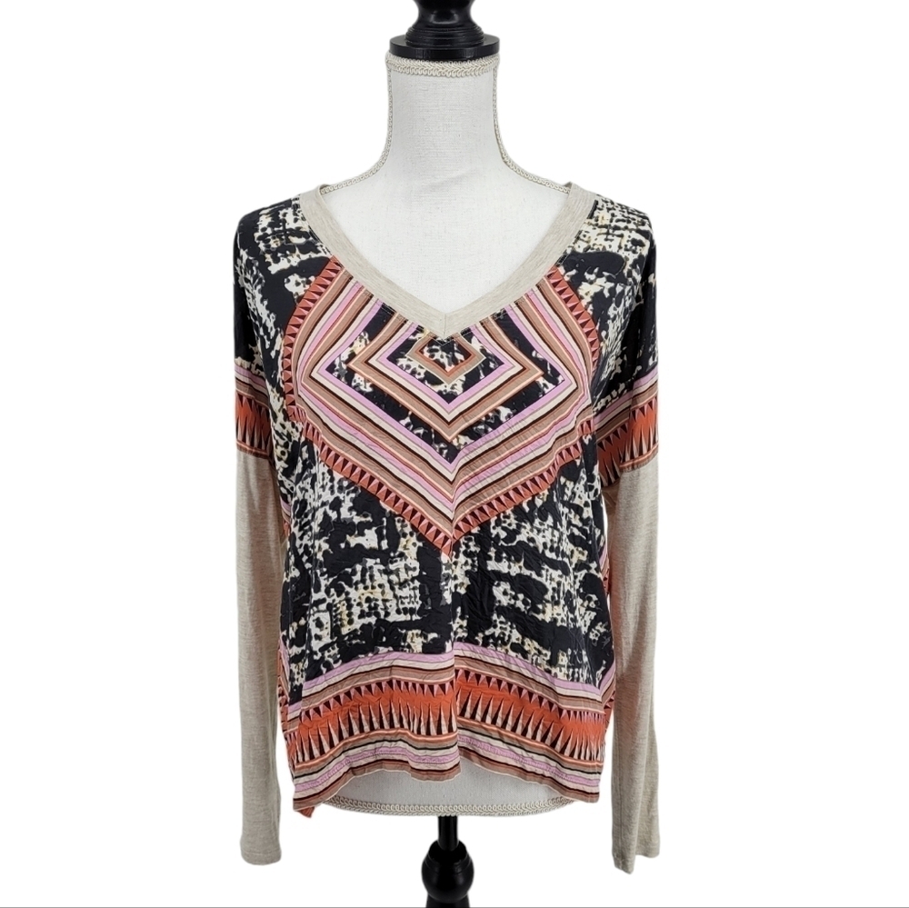 CAbi Aztec Tribal Diamond Scarf Top Size XS 100%‎ Silk Front